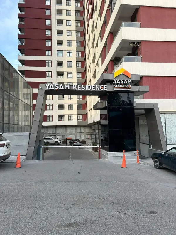 Satılır 3 otaqlı mənzil 82 m²
