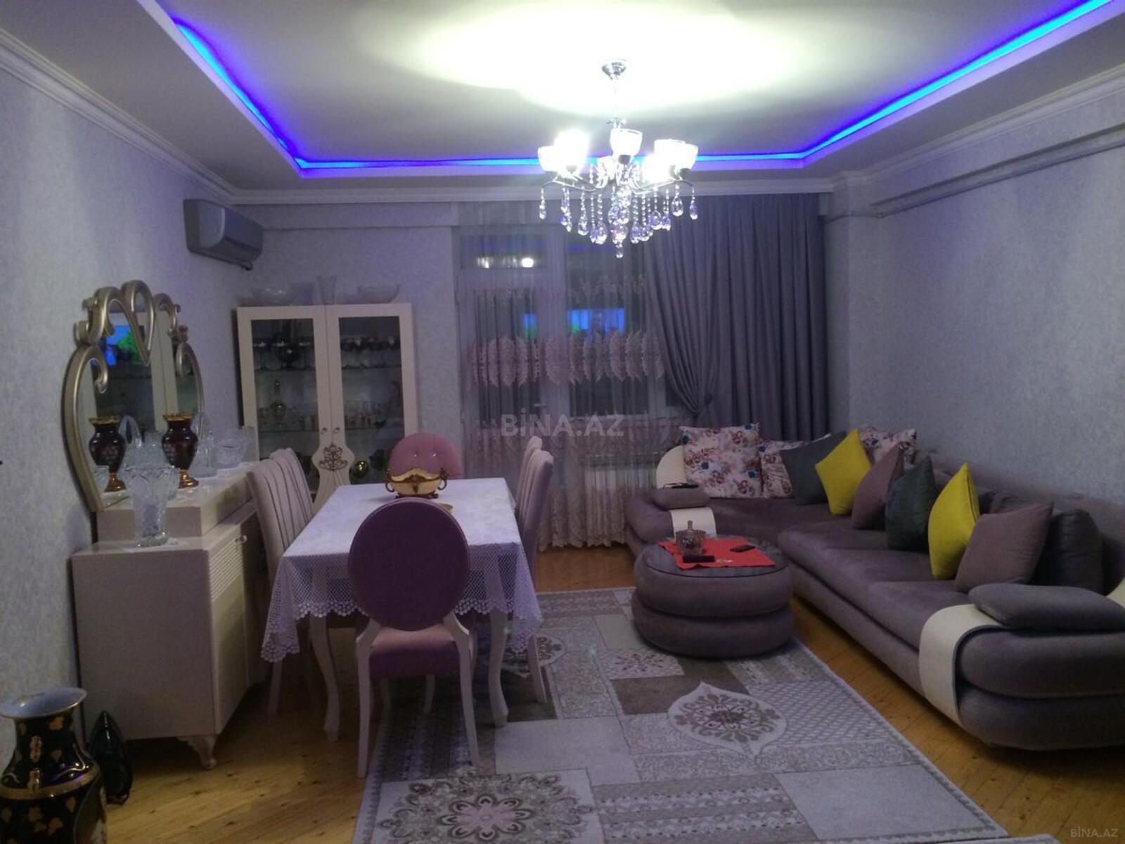 Satılır 3 otaqlı mənzil 103 m²