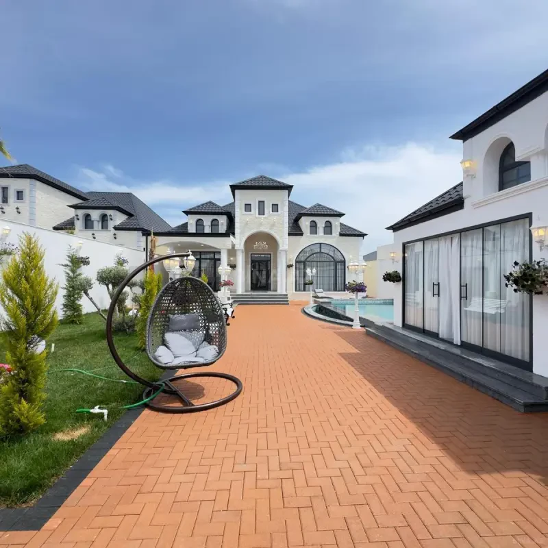 Satılır 5 otaqlı həyət evi 350 m²