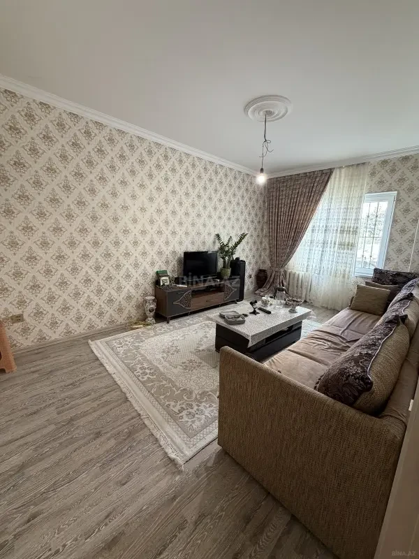 Satılır 2 otaqlı mənzil 60 m²