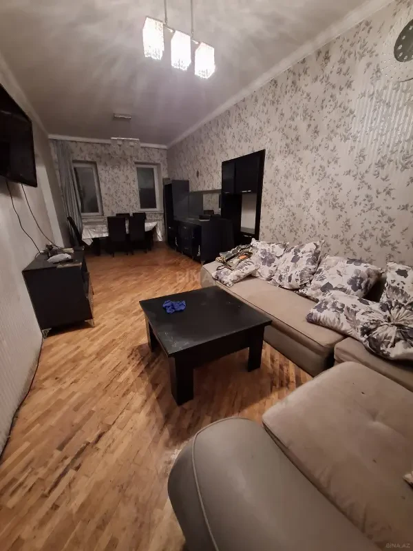 Kirayə verilir 3 otaqlı mənzil 80 m²