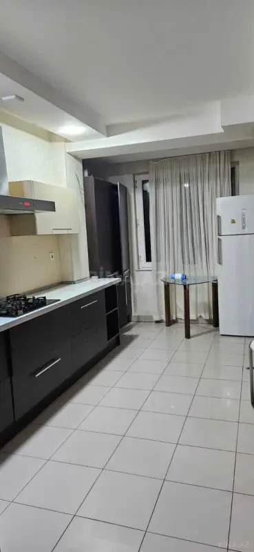 Kirayə verilir 3 otaqlı mənzil 100 m²