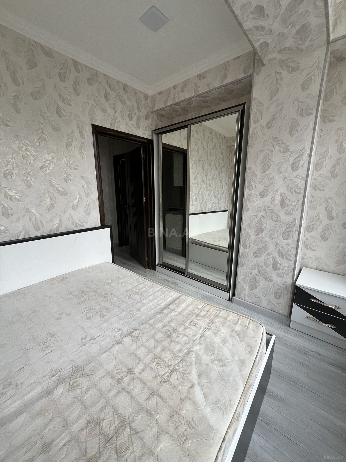 Satılır 2 otaqlı mənzil 38 m²