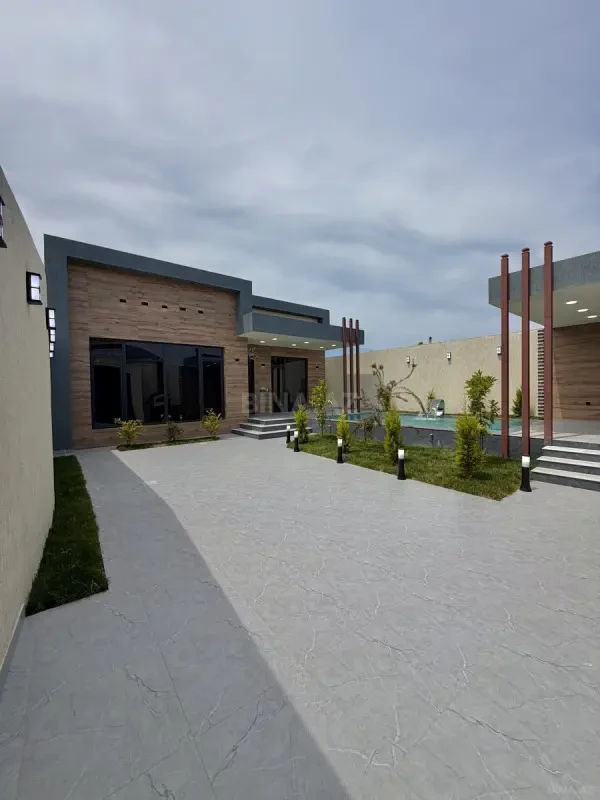 Satılır 4 otaqlı həyət evi 150 m²