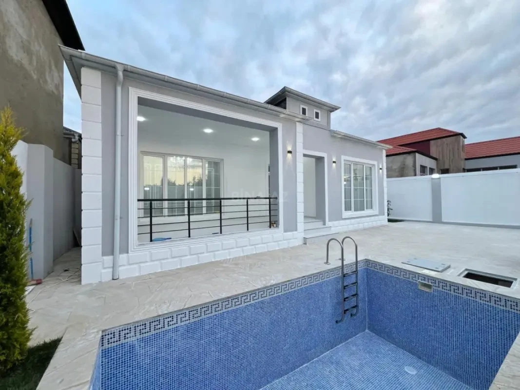 Satılır 4 otaqlı həyət evi 150 m²