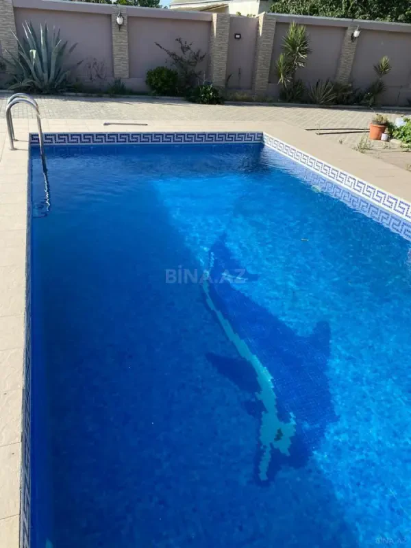 Kirayə verilir 4 otaqlı həyət evi 200 m²