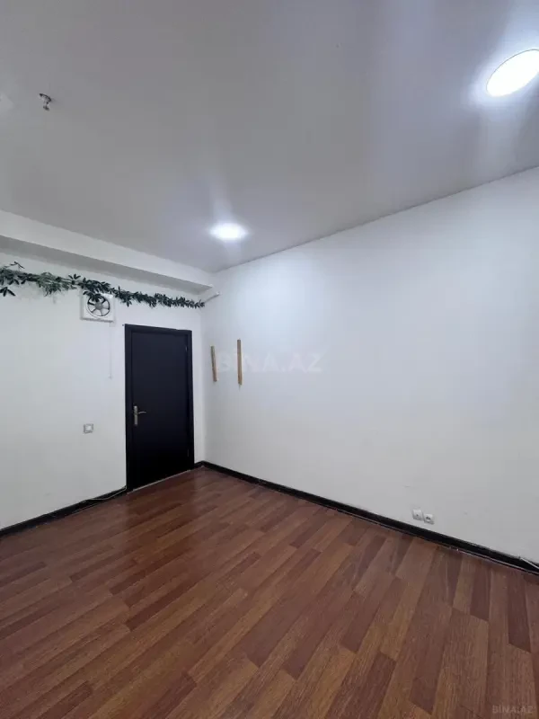 Kirayə verilir 1 otaqlı ofis 30 m²