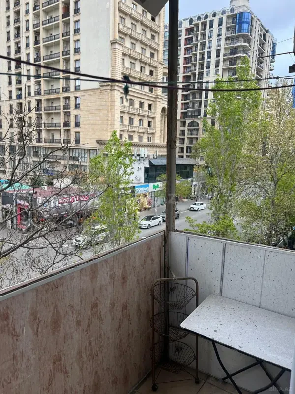 Satılır 3 otaqlı mənzil 62.8 m²