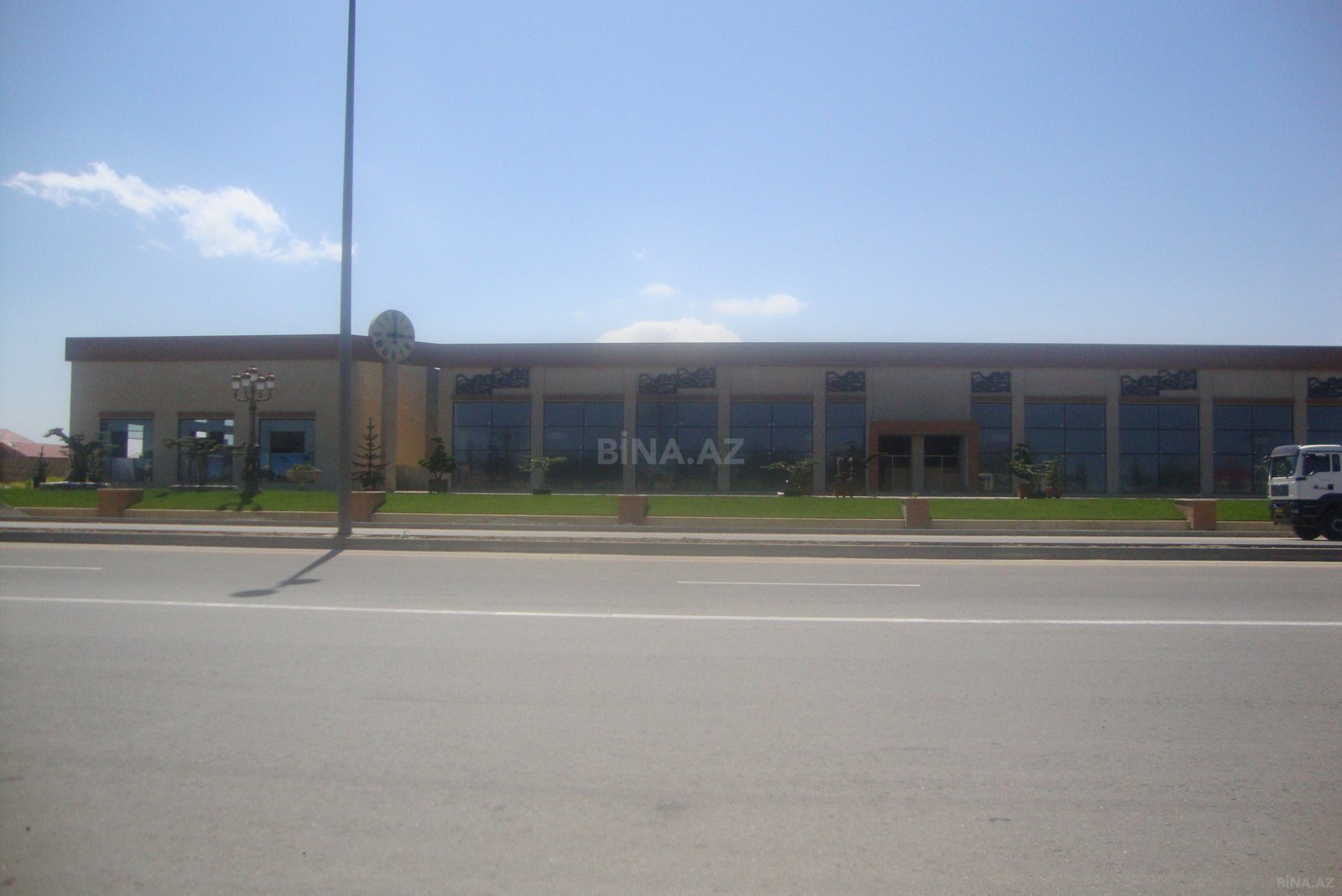 Kirayə verilir obyekt 1800 m²