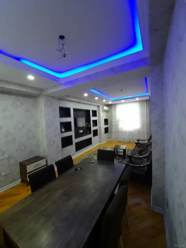 Satılır 2 otaqlı mənzil 73 m²