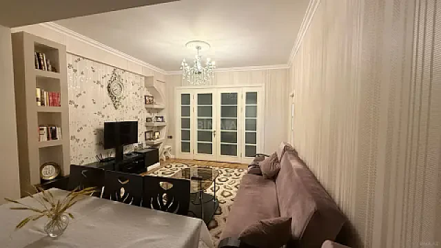 Satılır 3 otaqlı mənzil 70 m² — Bakı, Həzi Aslanov qəs. 3 otaq 70.00 m²