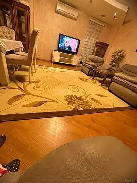 Kirayə verilir 3 otaqlı mənzil 135 m² — Bakı, Nizami 3 otaq 135.00 m²