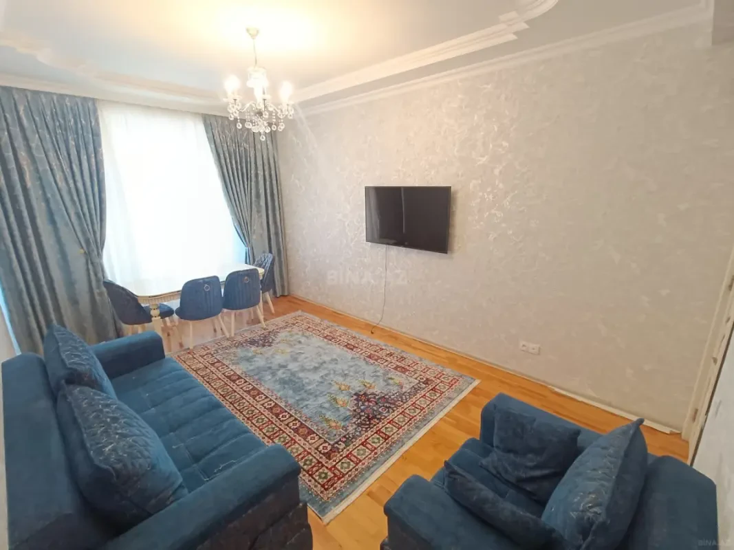Kirayə verilir 2 otaqlı mənzil 90 m²