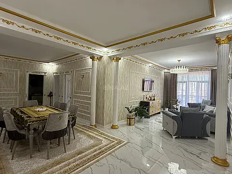Kirayə verilir 3 otaqlı mənzil 156 m² — Bakı, Nərimanov 3 otaq 156.00 m²