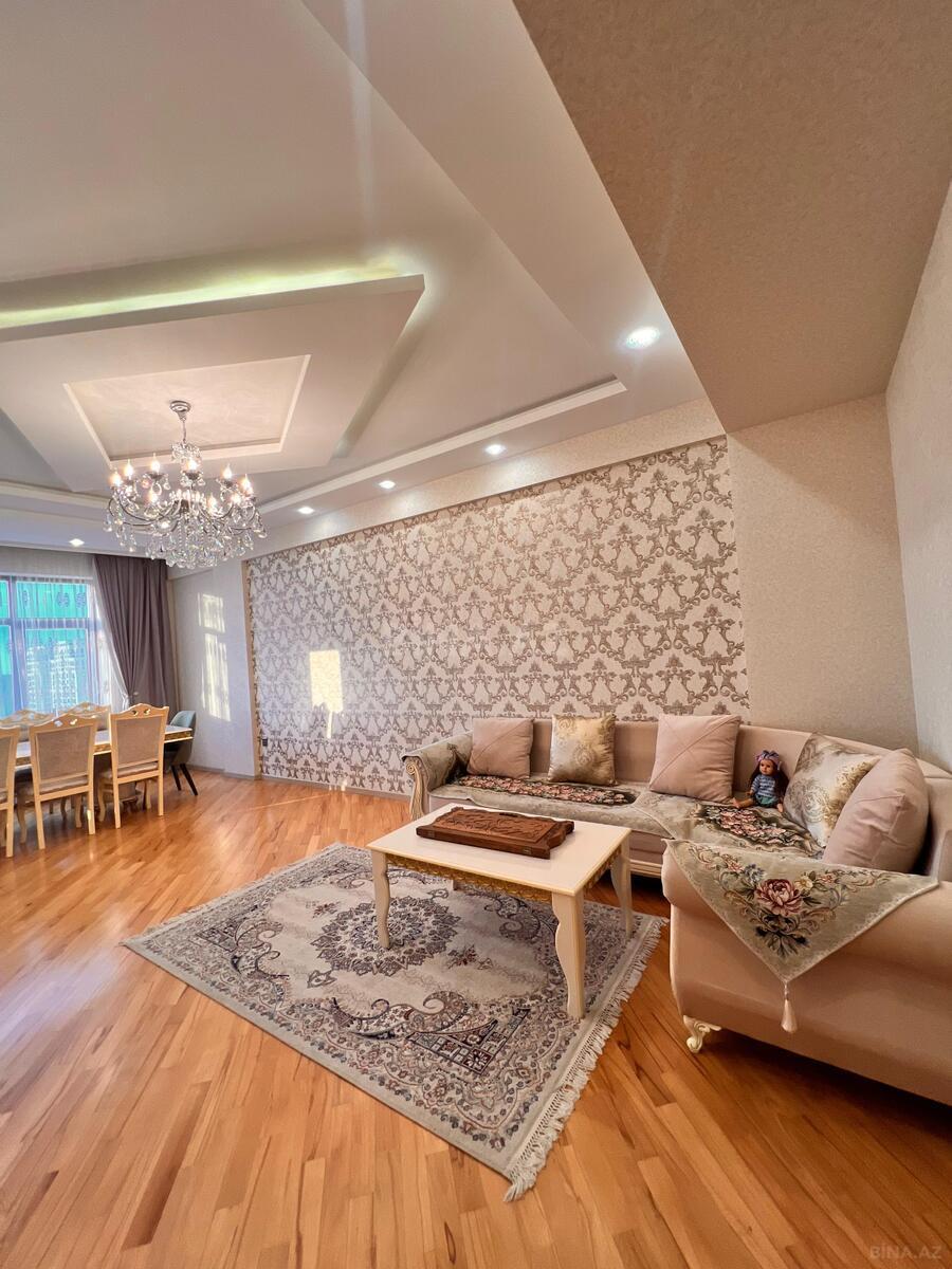 Kirayə verilir 2 otaqlı mənzil 120 m²