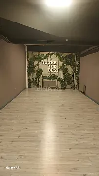 Kirayə verilir obyekt 240 m² — Bakı 240.00 m²