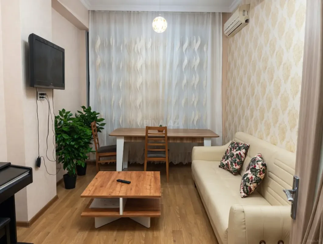 Kirayə verilir 3 otaqlı mənzil 75 m²