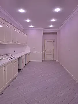 Satılır 3 otaqlı mənzil 145 m² — Bakı, 8-ci mikrorayon 3 otaq 145.00 m²