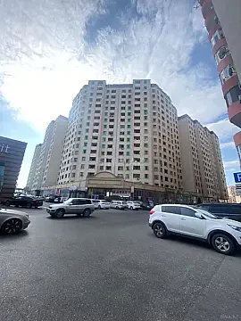 Satılır 2 otaqlı mənzil 70 m² — Bakı, Həzi Aslanov qəs. 2 otaq 70.00 m²