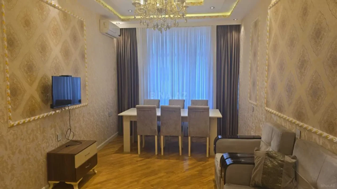 Kirayə verilir 2 otaqlı mənzil 70 m²