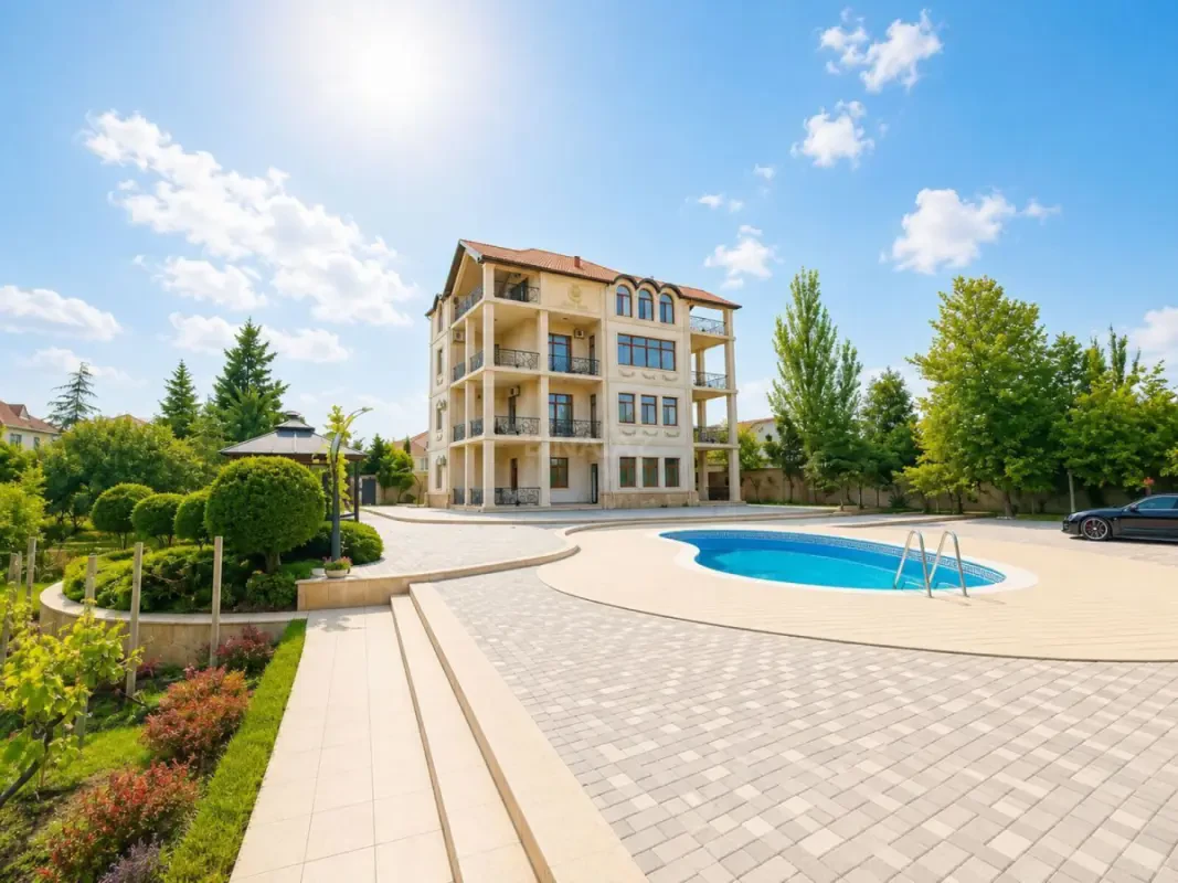 Satılır 10 otaqlı həyət evi 900 m²