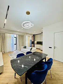 Kirayə verilir 2 otaqlı mənzil 90 m² — Bakı, Nizami 2 otaq 90.00 m²