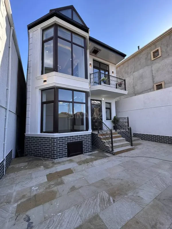 Satılır 4 otaqlı həyət evi 140 m²