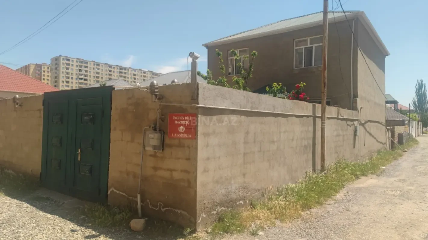 Satılır 5 otaqlı həyət evi 165 m²