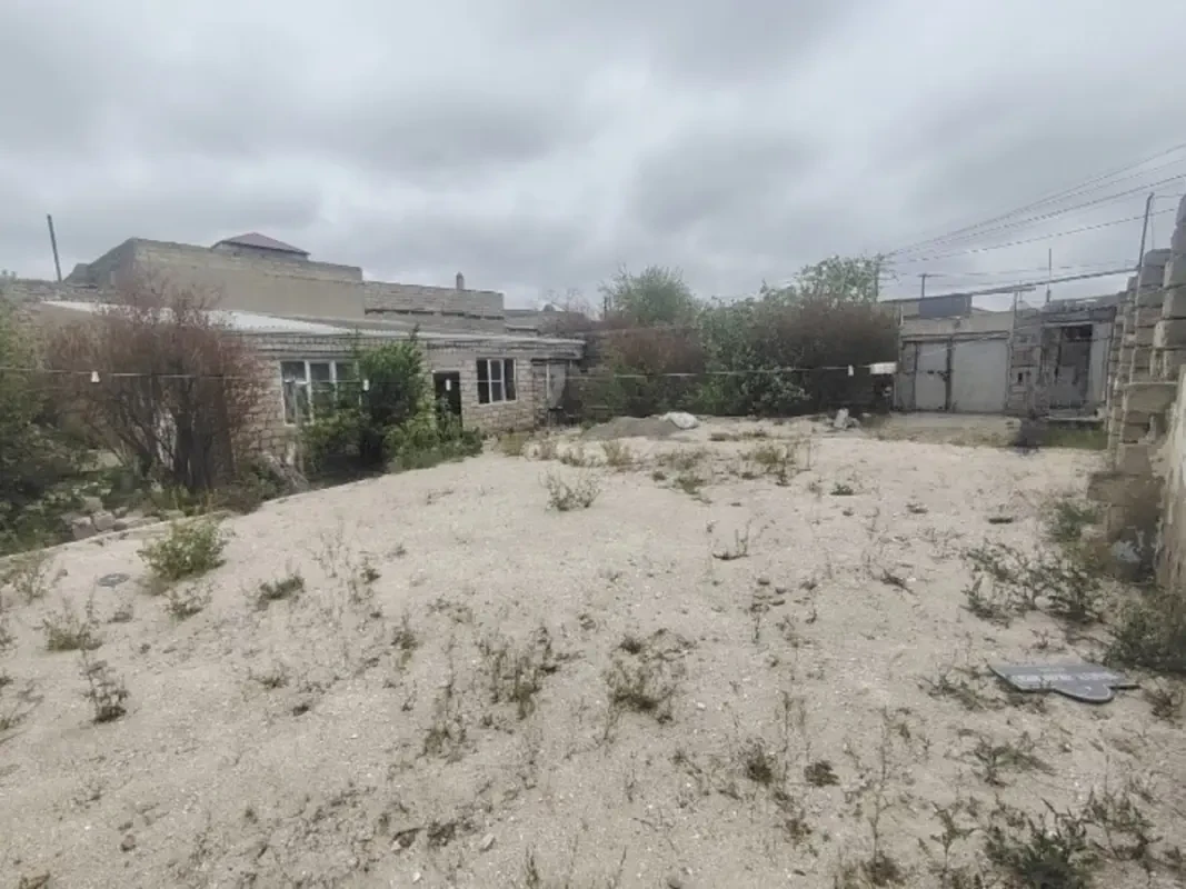 Satılır 4 otaqlı həyət evi 120 m²
