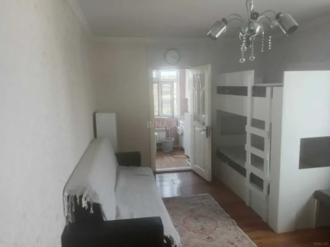 Kirayə verilir 2 otaqlı mənzil 40 m²