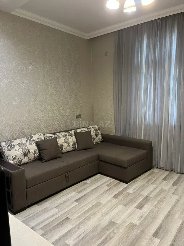 Kirayə verilir 2 otaqlı mənzil 50 m²