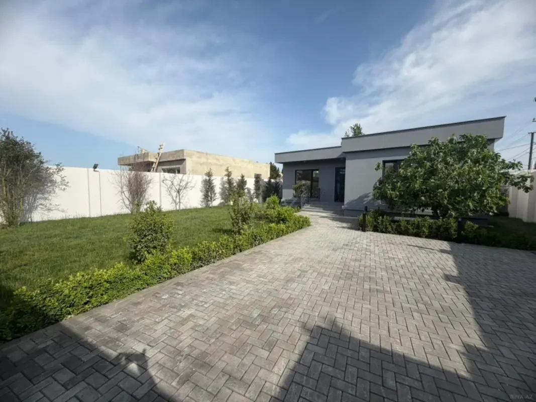 Satılır 4 otaqlı həyət evi 121 m²
