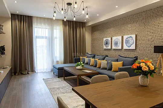 Kirayə verilir 3 otaqlı mənzil 107.7 m² — Bakı 3 otaq 107.70 m²
