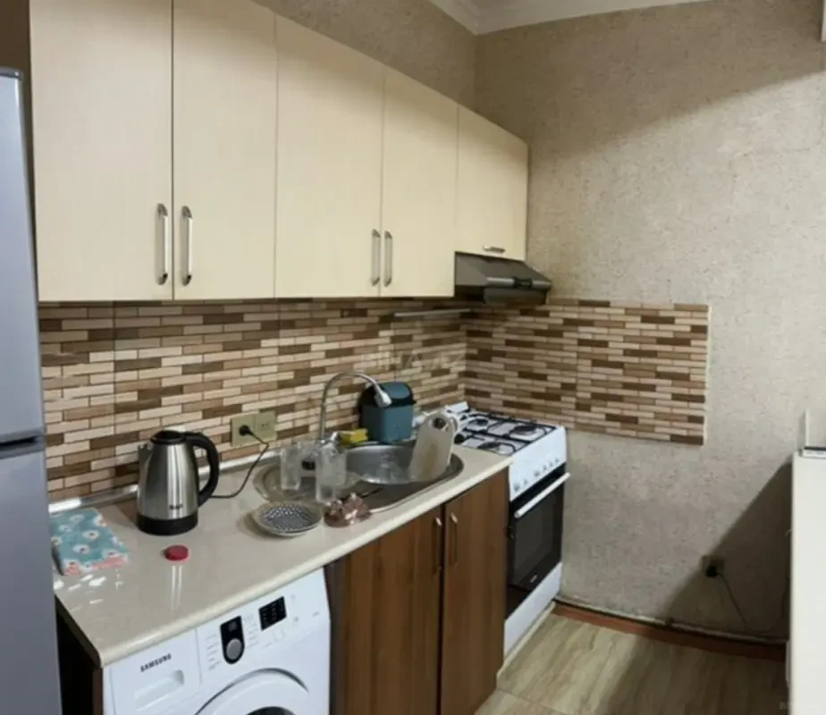 Kirayə verilir 2 otaqlı mənzil 55 m²