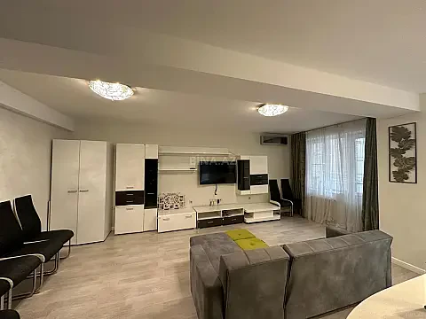 Kirayə verilir 2 otaqlı mənzil 74 m² — Bakı, Nərimanov 2 otaq 74.00 m²