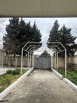 Satılır 4 otaqlı həyət evi 200 m² — Bakı, Novxanı 4 otaq 200.00 m²