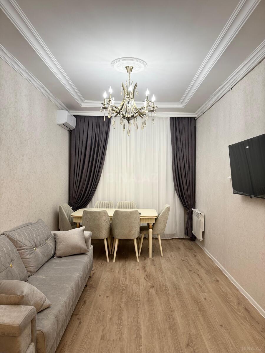 Kirayə verilir 2 otaqlı mənzil 66 m²