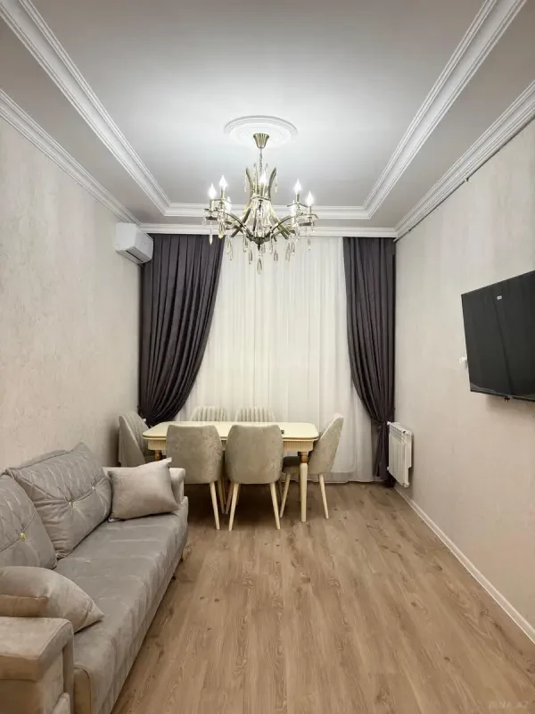 Kirayə verilir 2 otaqlı mənzil 66 m²
