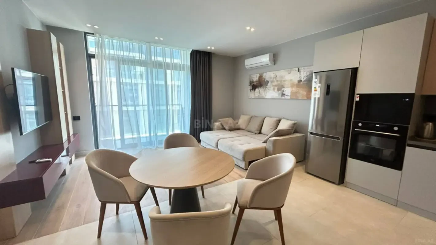 Kirayə verilir 2 otaqlı mənzil 86 m²