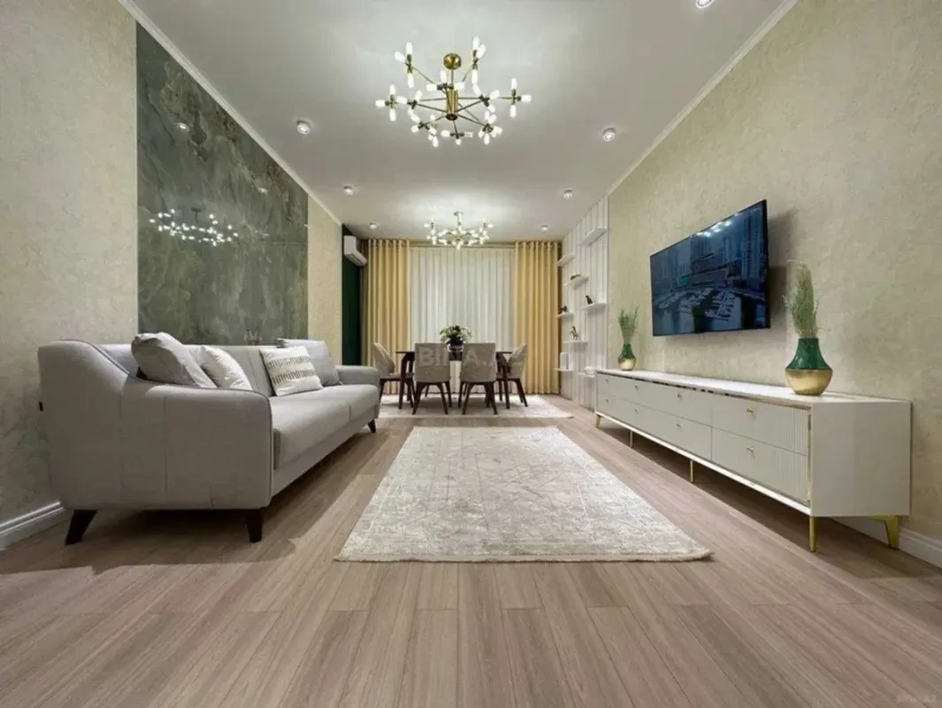 Kirayə verilir 2 otaqlı mənzil 70 m²