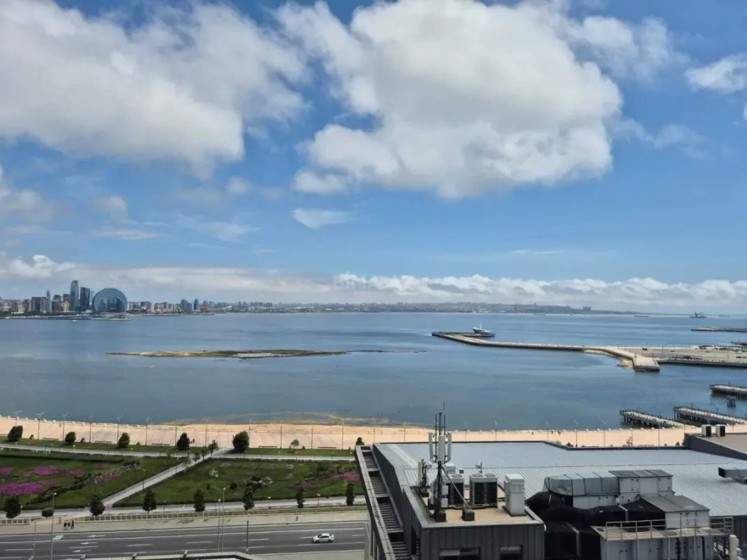 Satılır 2 otaqlı mənzil 55 m²
