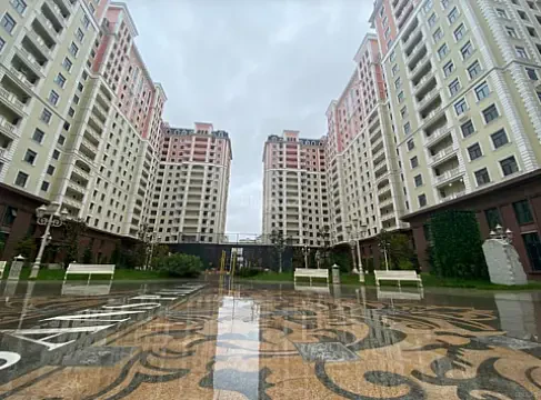 Kirayə verilir 2 otaqlı mənzil 94 m² — Bakı 2 otaq 94.00 m²
