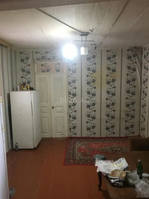 Satılır 4 otaqlı həyət evi 140 m²