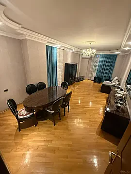 Kirayə verilir 3 otaqlı mənzil 140 m² — Bakı 3 otaq 140.00 m²