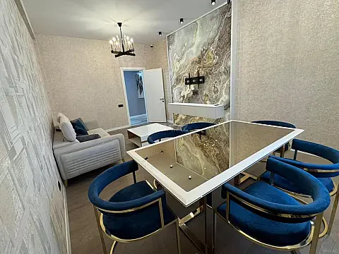 Satılır 3 otaqlı mənzil 120 m² — Bakı 3 otaq 120.00 m²