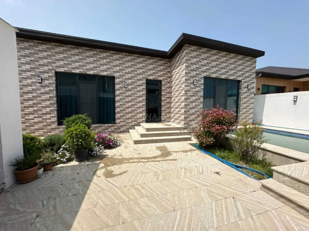Kirayə verilir 4 otaqlı həyət evi 138 m²