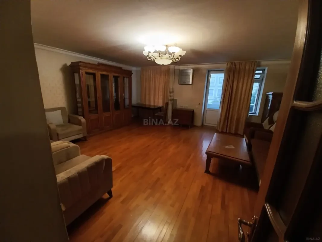 Kirayə verilir 2 otaqlı mənzil 80 m²