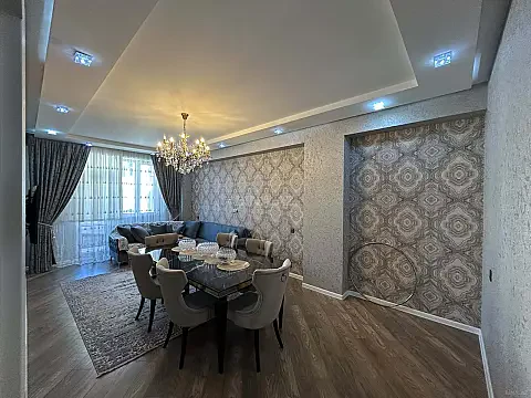 Satılır 4 otaqlı mənzil 135 m² — Bakı, 7-ci mikrorayon 4 otaq 135.00 m²
