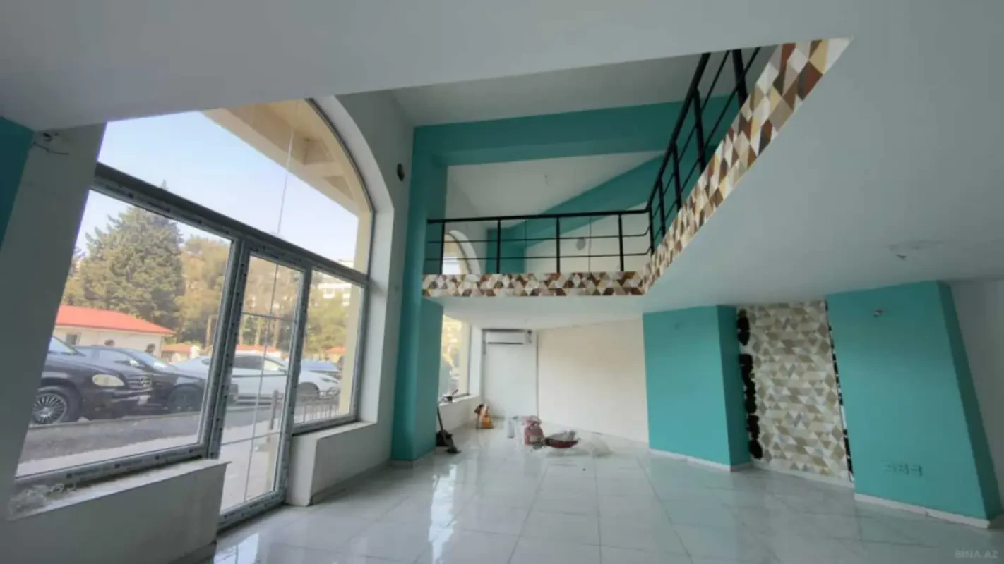Kirayə verilir obyekt 180 m²