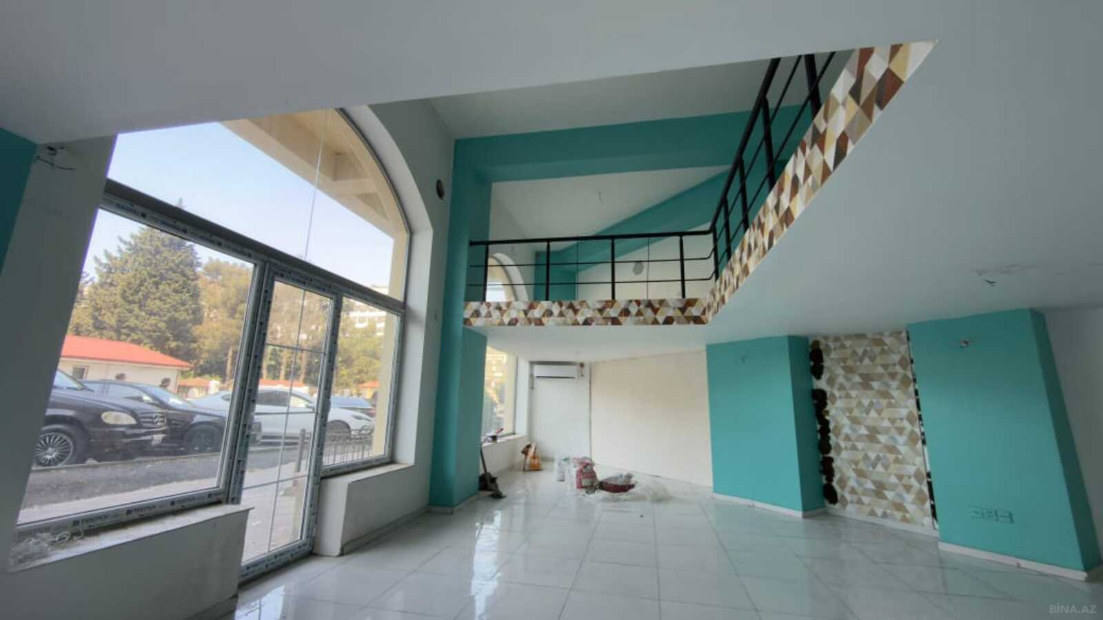 Kirayə verilir obyekt 180 m²